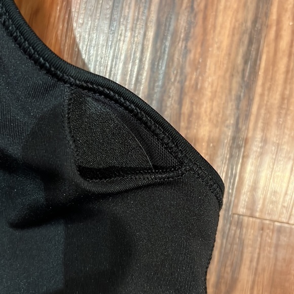 Adidas Aeroready Cropped Top/Bra - Picture 8 of 10